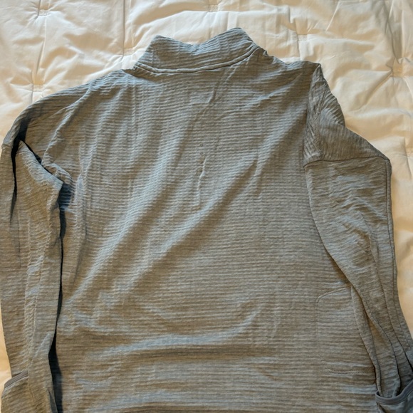 EUC Nike Running Pullover - Picture 4 of 9